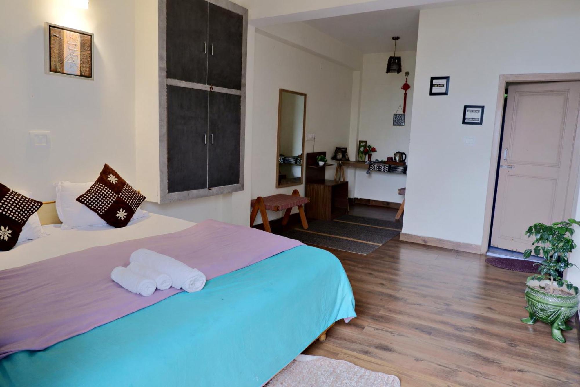 Utopia Hostels Dharamkot Mcleodganj Dharamshala Extérieur photo
